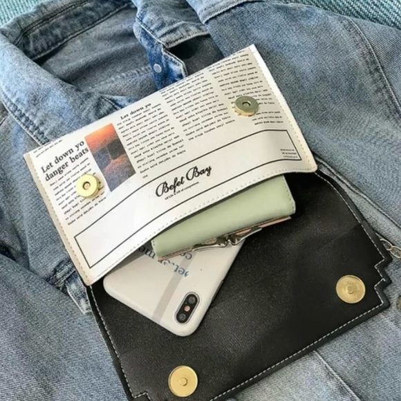 News Paper Purse - Picture 3 of 3